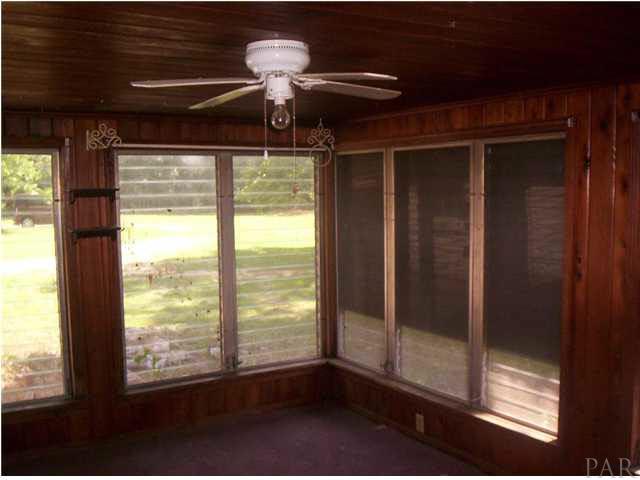 3175 Robertson Road Pensacola, FL 32507 - Photo 6 of 13 Gallery Image 6