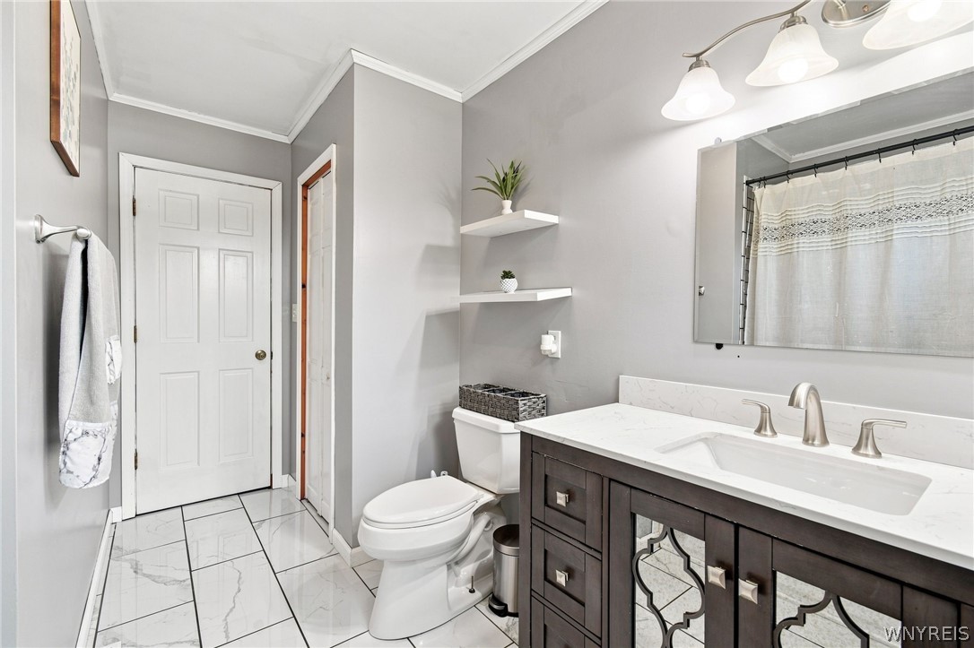 2146 Langdon Road Lewiston, NY 14131 - Photo 10 of 23 Gallery Image 10