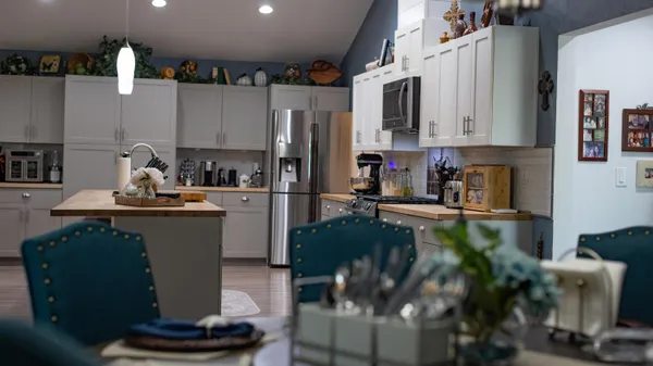 a close view of sink and tap