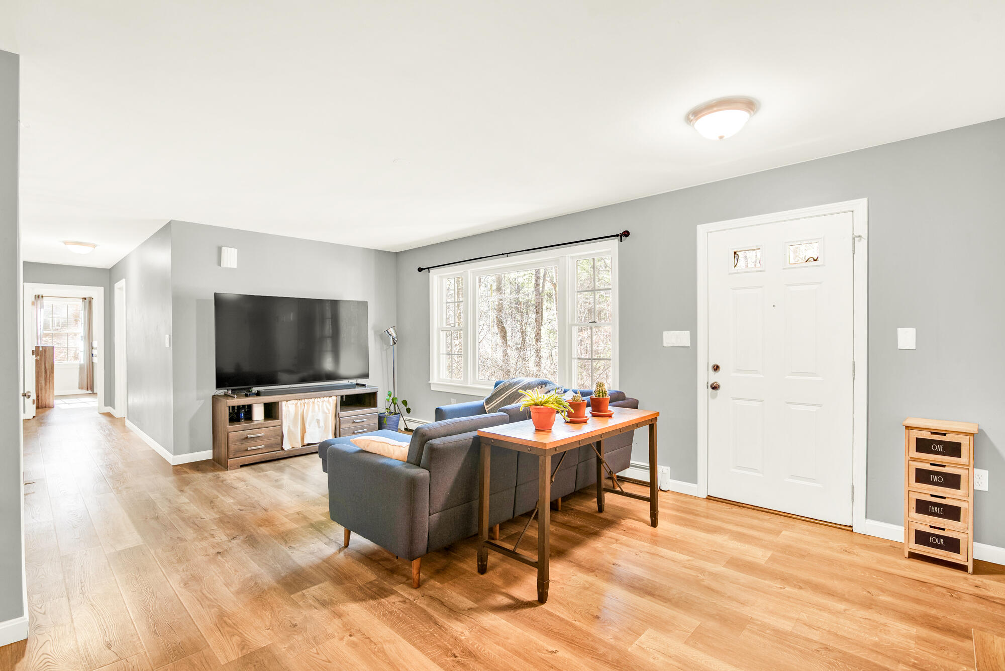 43 Miller Road Kittery, ME 03905 - Photo 3 of 28 750_3107