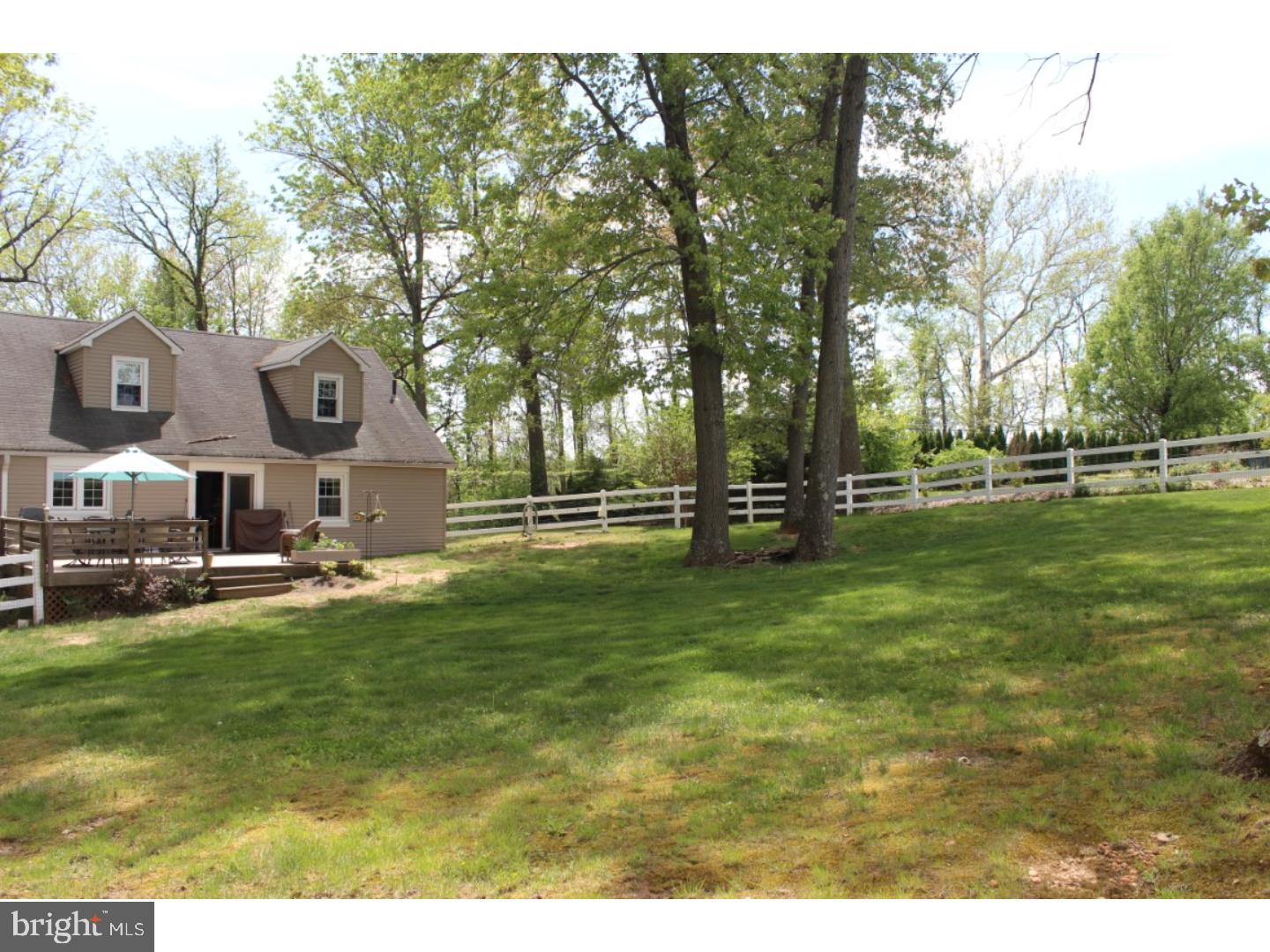 335 Ellisdale Road Chesterfield, NJ 08515 - Photo 17 of 24