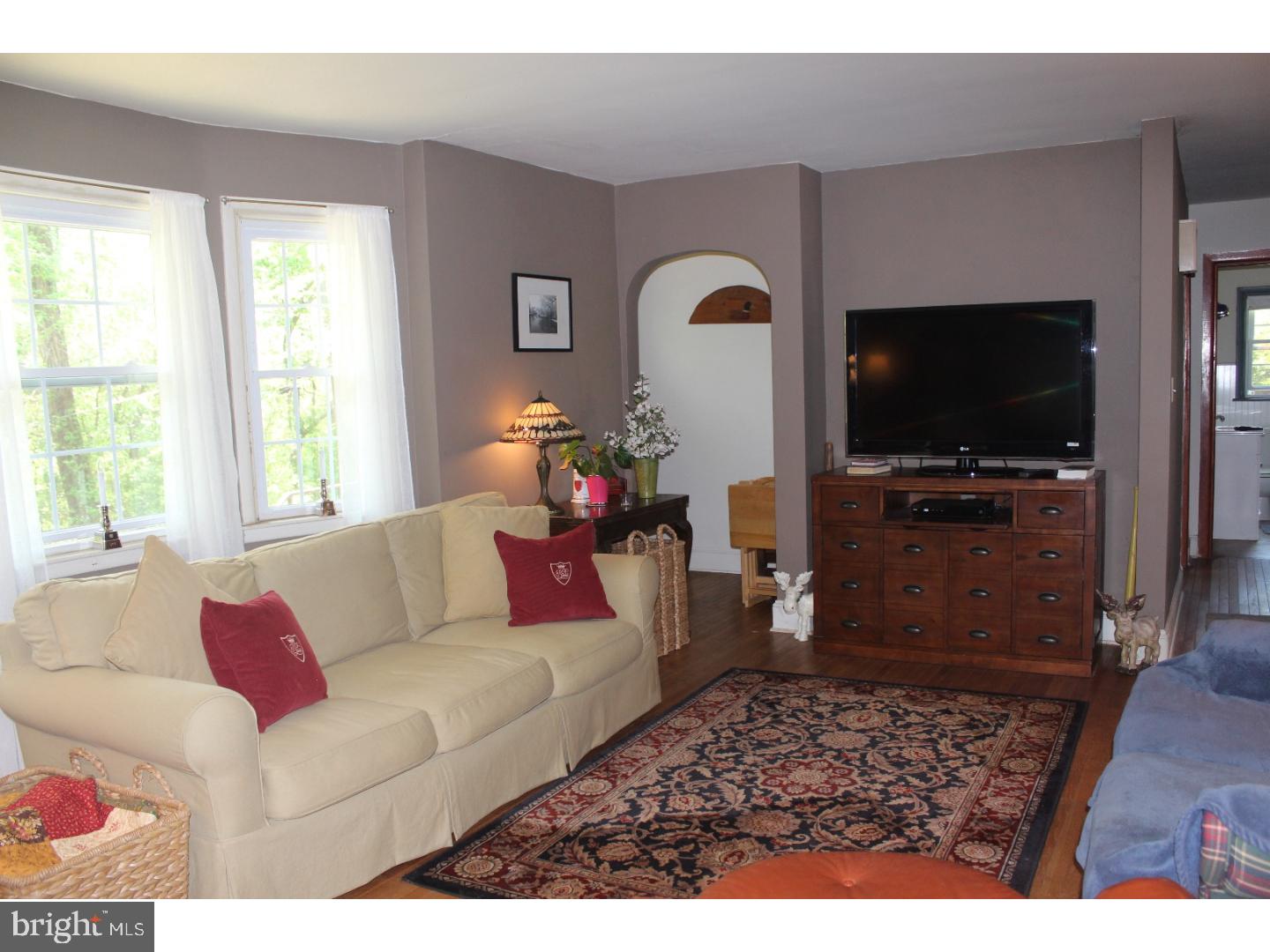 335 Ellisdale Road Chesterfield, NJ 08515 - Photo 9 of 24