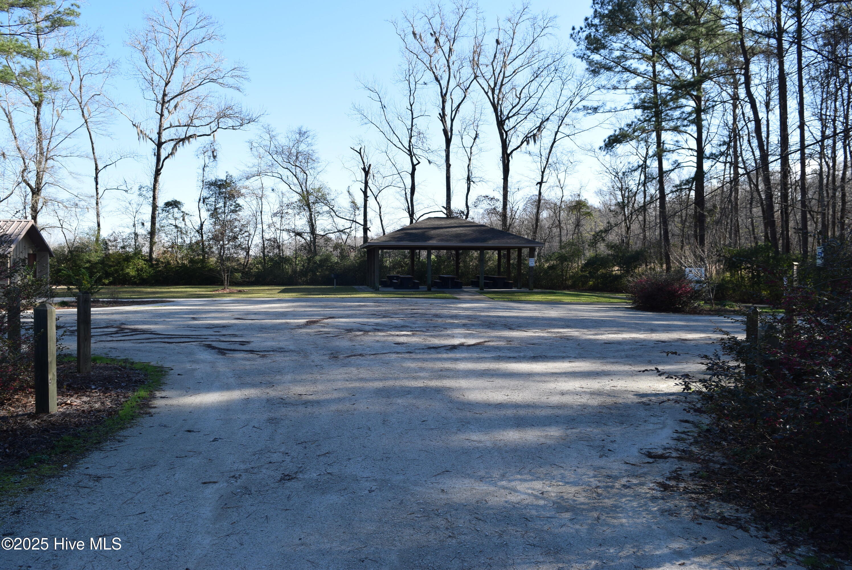 167 Finch Lane New Bern, NC 28560 - Photo 16 of 29 9