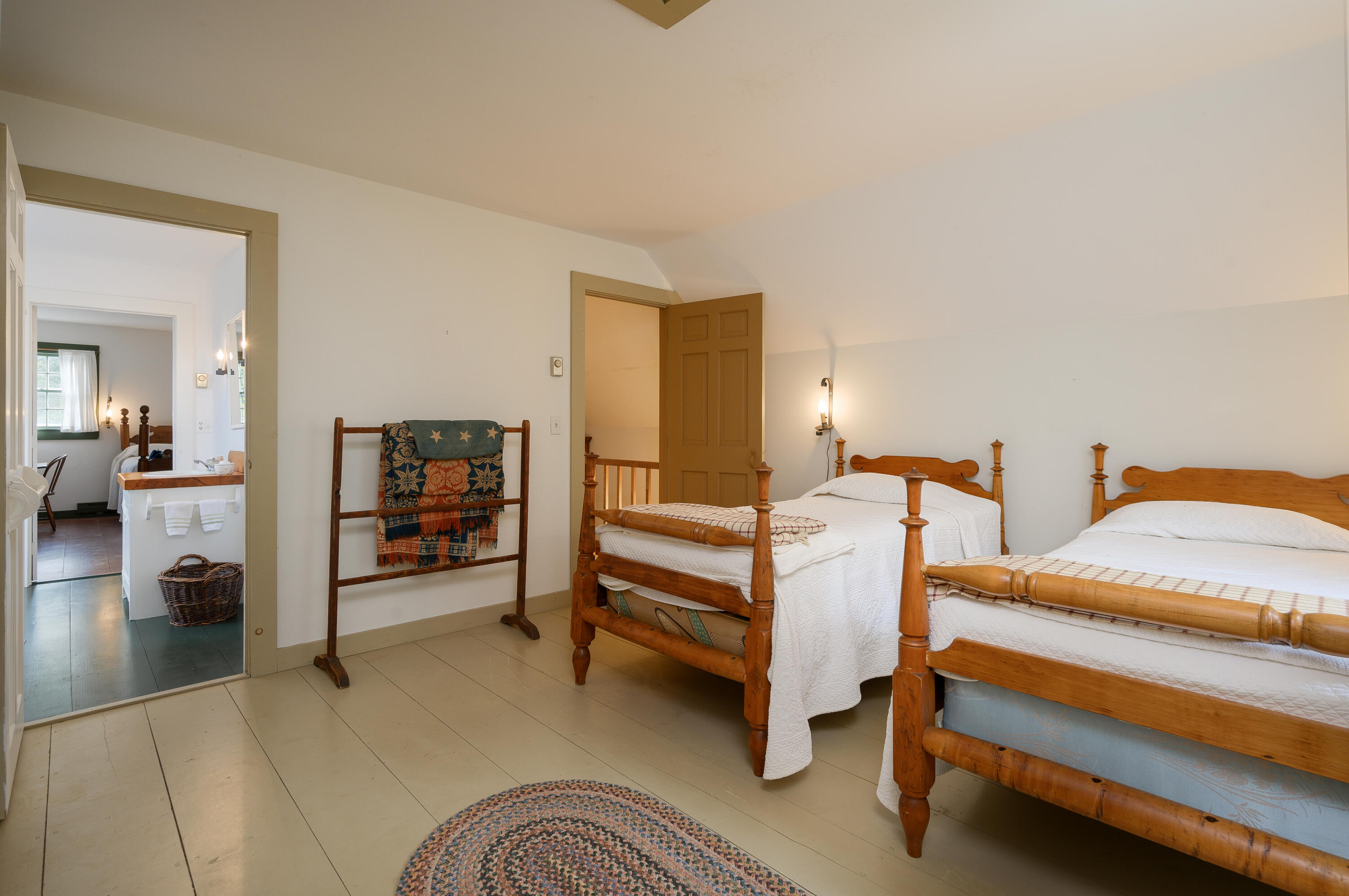 81 Keveney Lane Barnstable, MA 02675 - Photo 29 of 47 DSC_3389-Edit