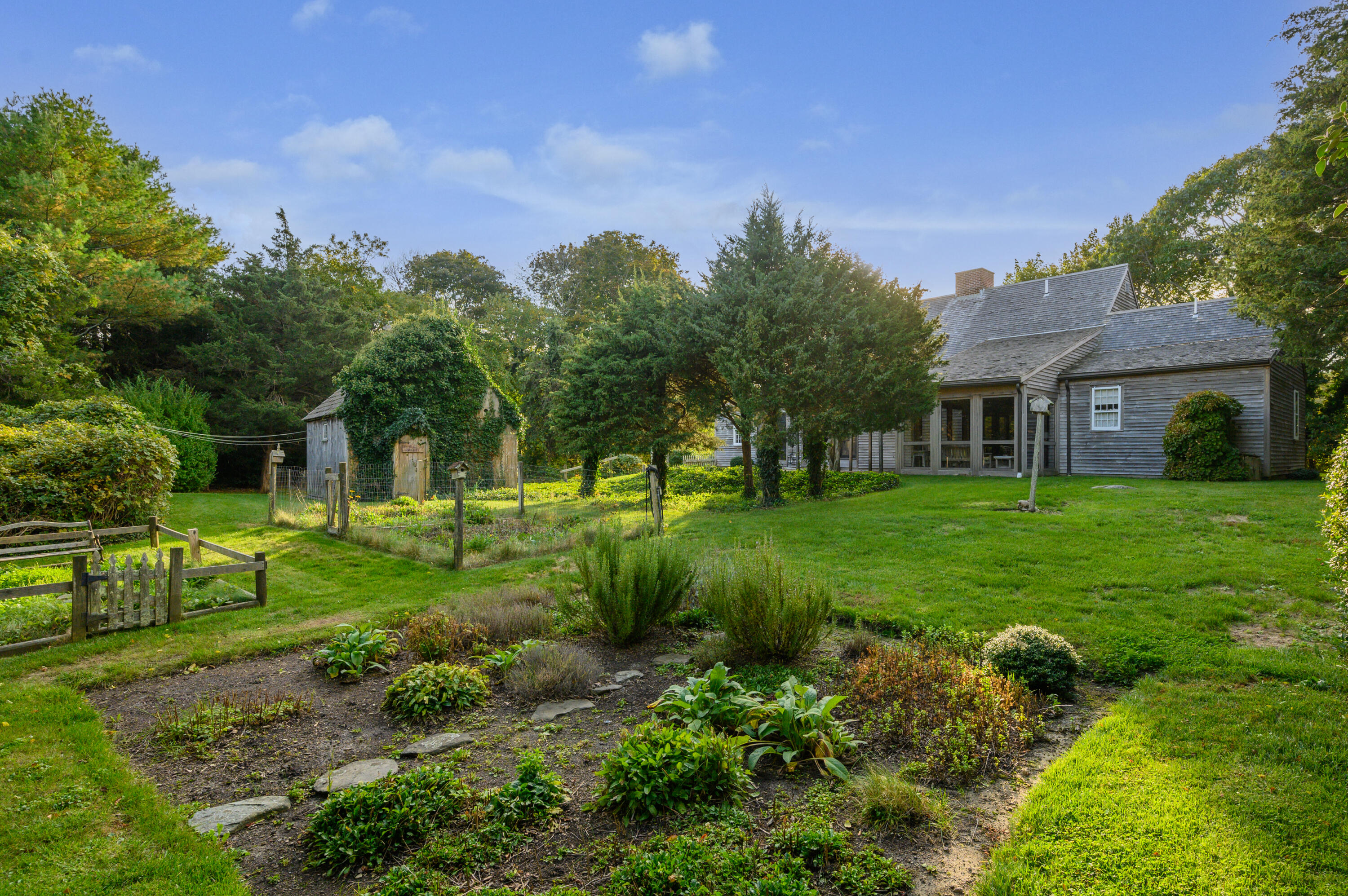81 Keveney Lane Barnstable, MA 02675 - Photo 34 of 47 DSC_3427-Edit