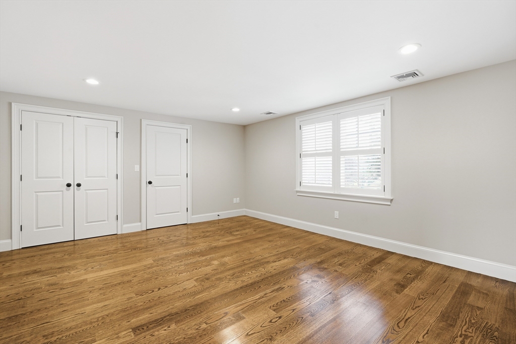 10 Sheffield West Winchester, MA 01890 - Photo 25 of 42