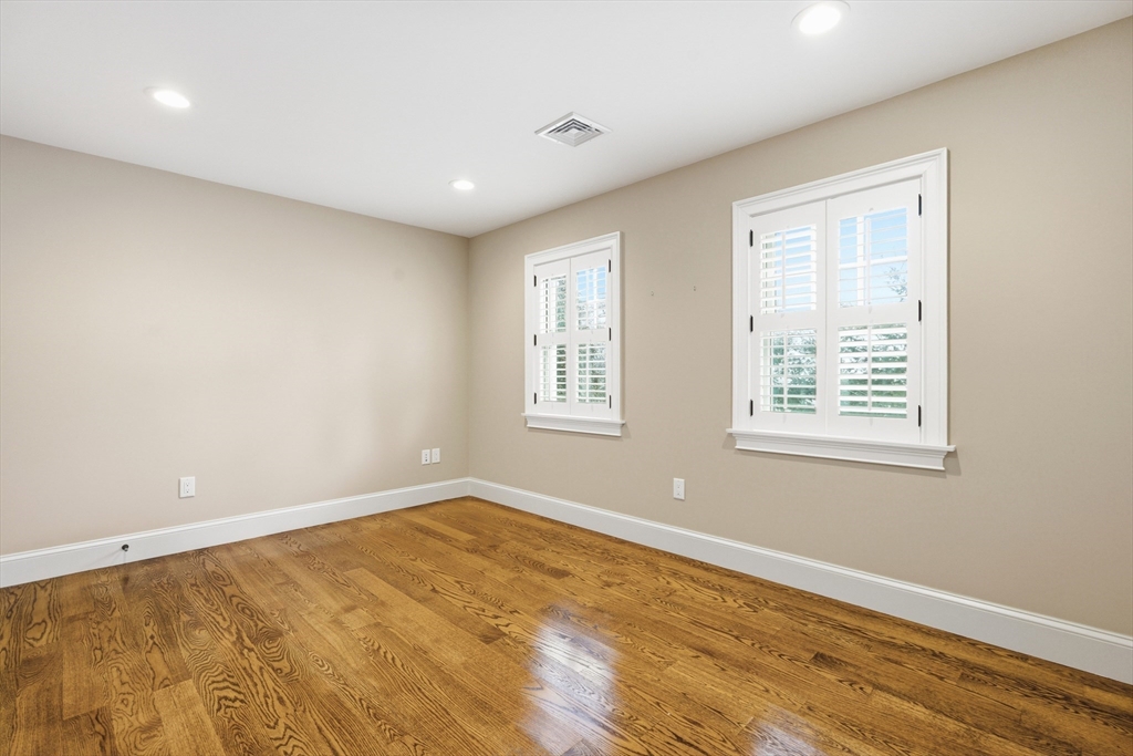 10 Sheffield West Winchester, MA 01890 - Photo 32 of 42