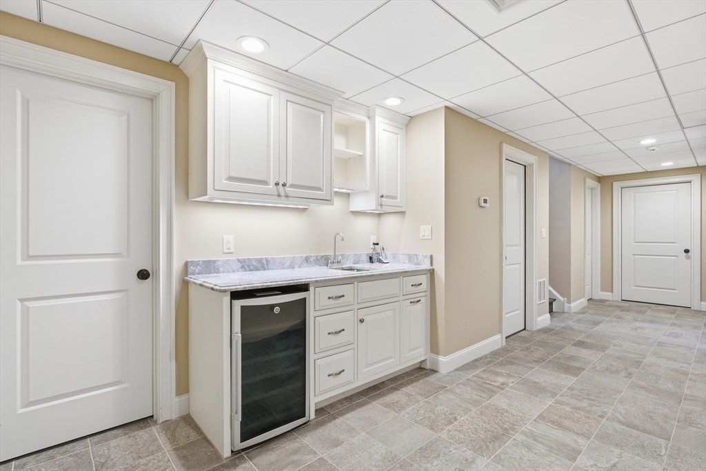 10 Sheffield West Winchester, MA 01890 - Photo 36 of 42