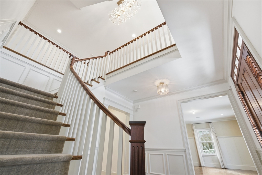 10 Sheffield West Winchester, MA 01890 - Photo 4 of 42