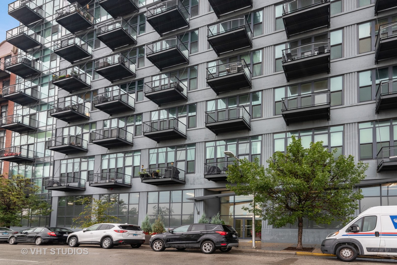 1224 West Van Buren Street, Unit 215 Chicago, IL 60607 - Photo 1 of 11