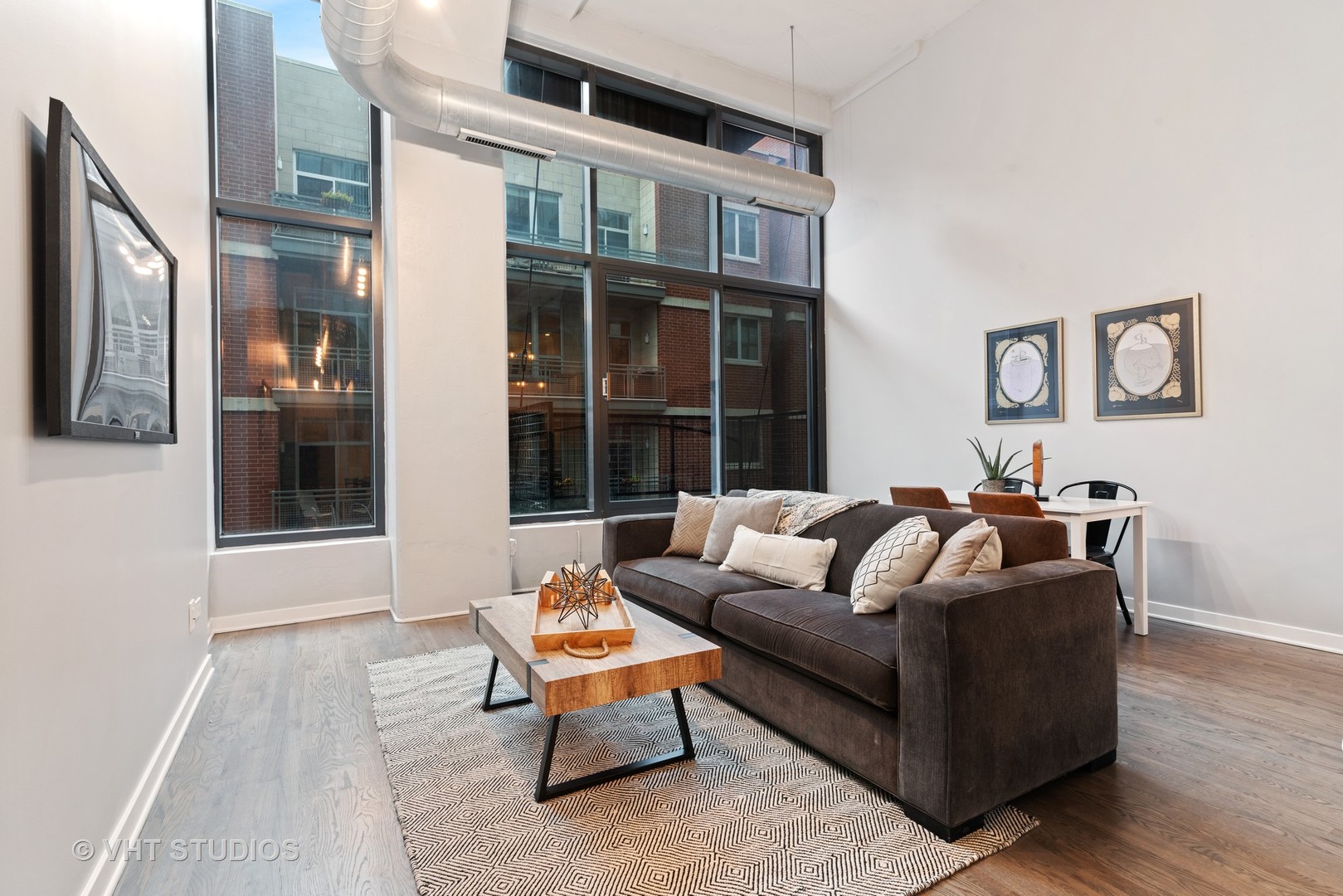 1224 West Van Buren Street, Unit 215 Chicago, IL 60607 - Photo 2 of 11
