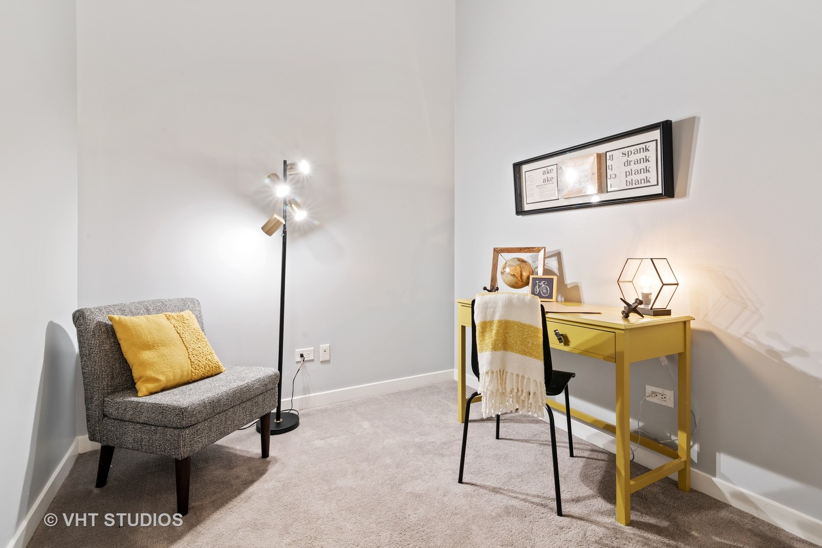 1224 West Van Buren Street, Unit 215 Chicago, IL 60607 - Photo 8 of 11