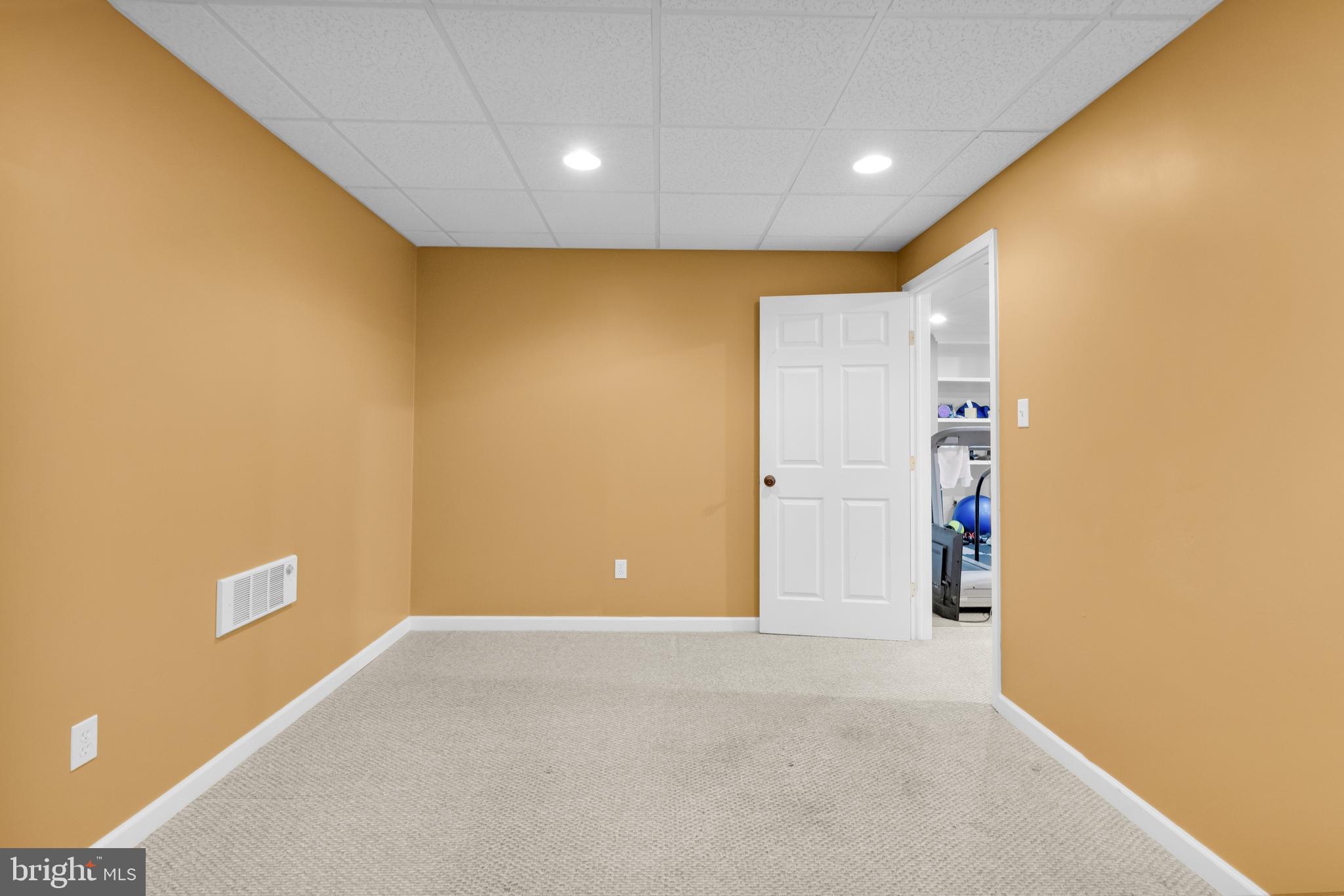 2760 Valley View Road Hellertown, PA 18055 - Photo 50 of 80