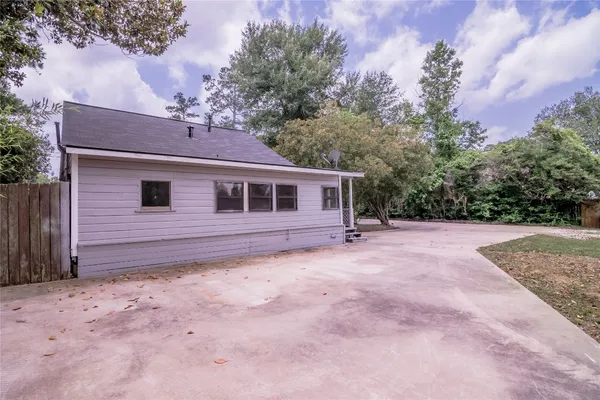 $1,450 | 3141 Old Houston Road, Huntsville, TX 77340