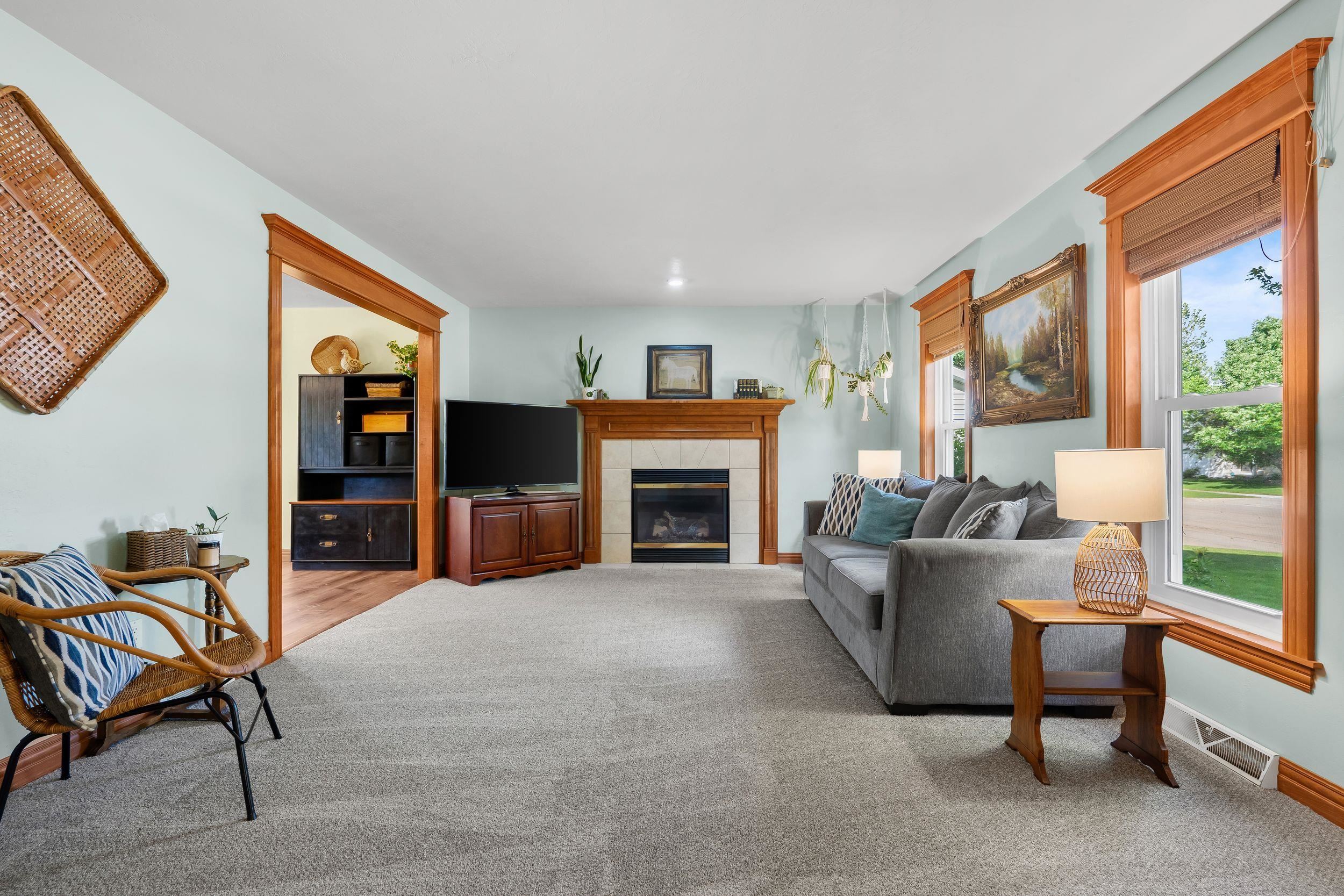 4501 North Stonebridge Court Appleton, WI 54913 - Photo 11 of 42