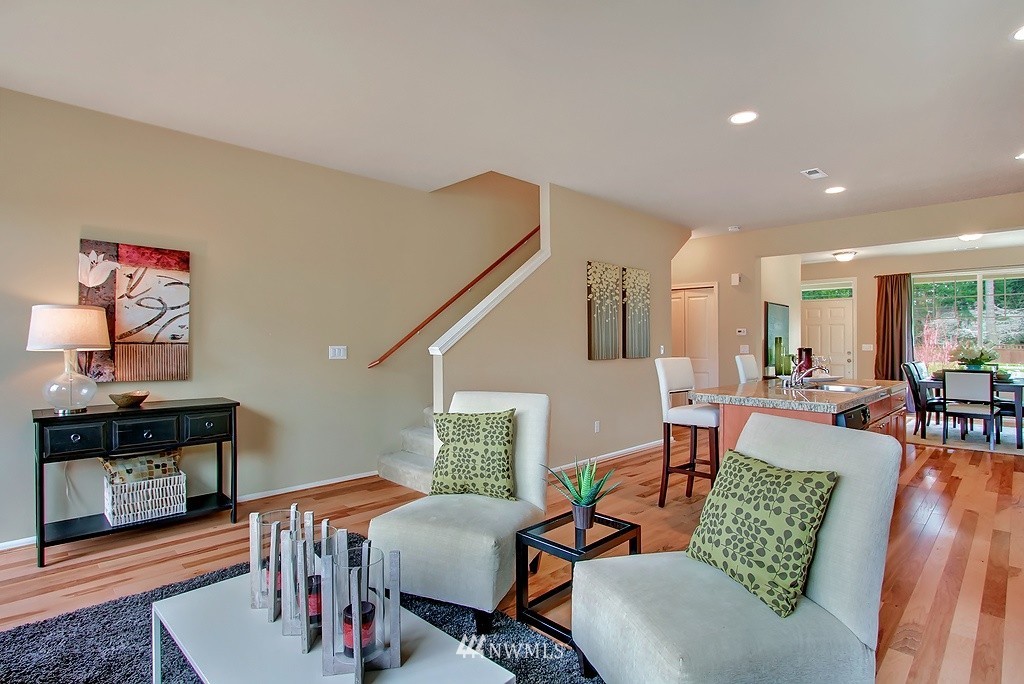 18531 45th Drive Southeast Bothell, WA 98012 - Photo 7 of 18 Gallery Image 7