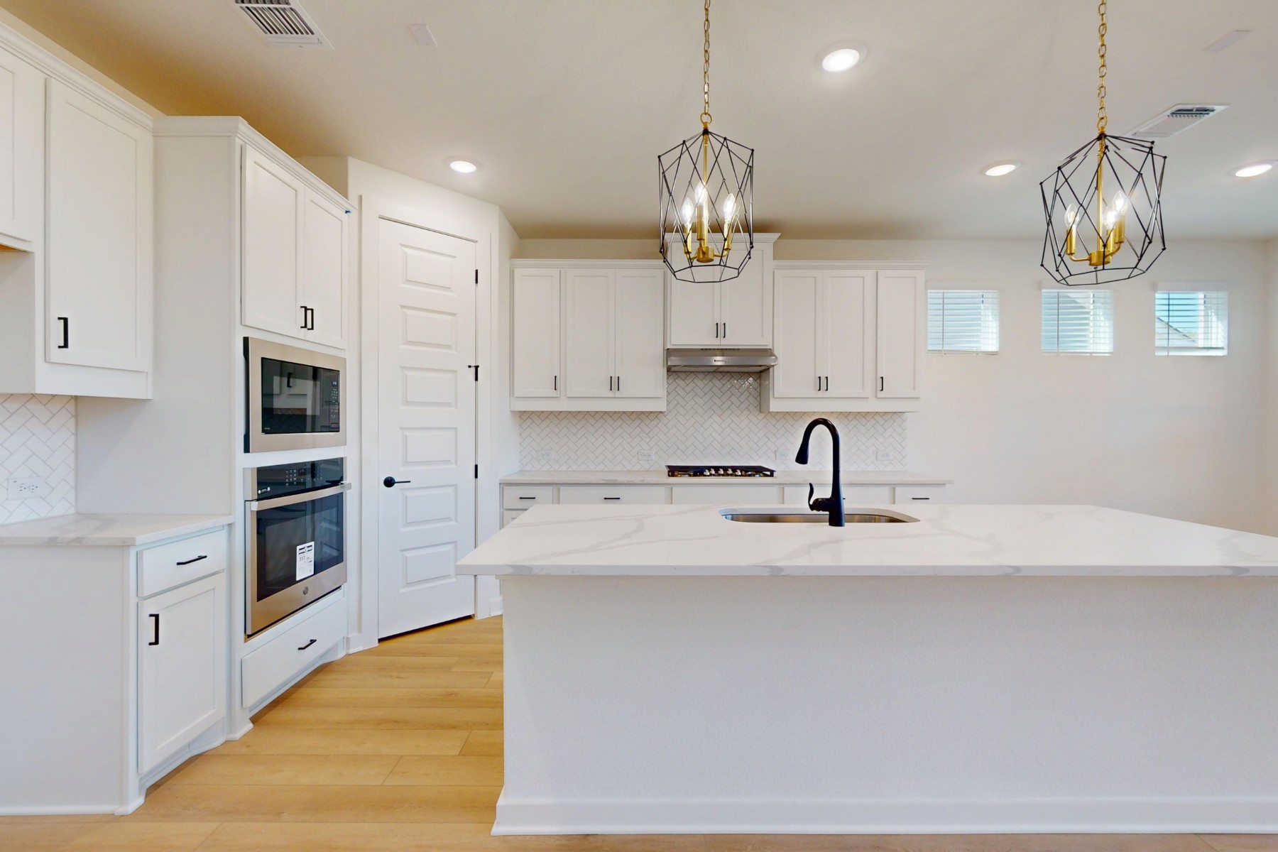 3925 Waxahachie Road Leander, TX 78641 - Photo 4 of 25