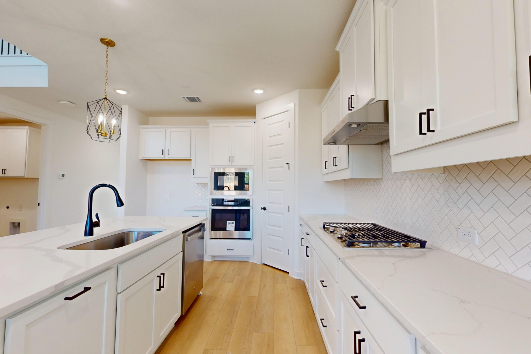 3925 Waxahachie Road Leander, TX 78641 - Photo 5 of 25