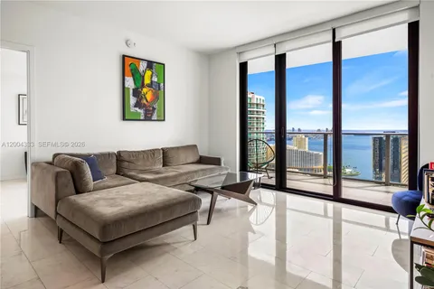 $1,199,000 | 1010 Brickell Avenue, Unit 3904, Miami, FL 33131