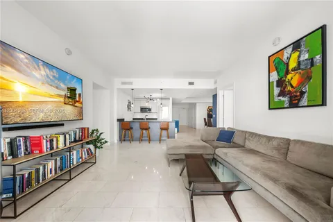 $1,199,000 | 1010 Brickell Avenue, Unit 3904, Miami, FL 33131