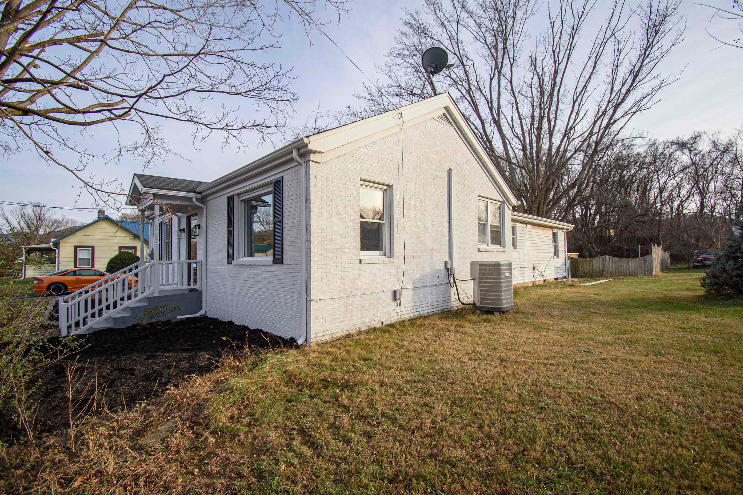 5291 Lafayette Road Elliston, VA 24087 - Photo 12 of 52 Gallery Image 12