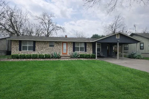 $499,999 | 406 East 2nd Street, Georgetown, TX 78626