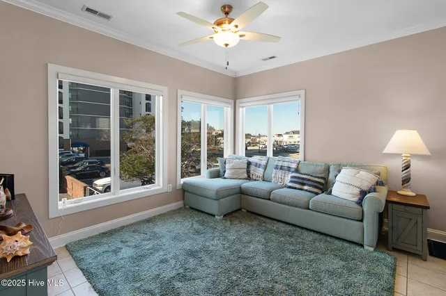 $675,000 | 104 South 3rd Street, Unit J1 & SLIP #55 ATLANTIC HA, Morehead City, NC 28557