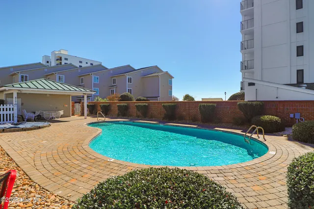 $675,000 | 104 South 3rd Street, Unit J1 & SLIP #55 ATLANTIC HA, Morehead City, NC 28557