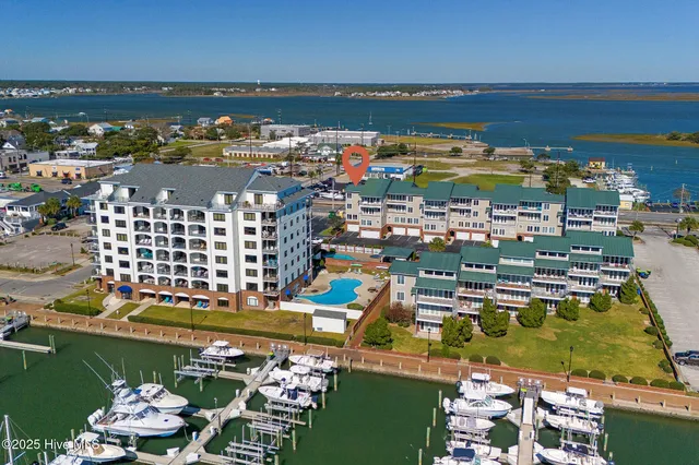 $675,000 | 104 South 3rd Street, Unit J1 & SLIP #55 ATLANTIC HA, Morehead City, NC 28557