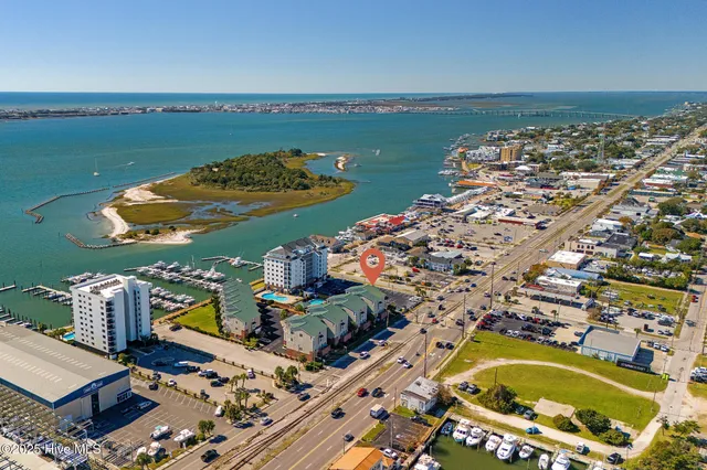 $675,000 | 104 South 3rd Street, Unit J1 & SLIP #55 ATLANTIC HA, Morehead City, NC 28557