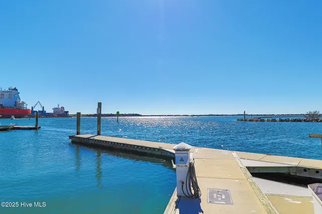 $675,000 | 104 South 3rd Street, Unit J1 & SLIP #55 ATLANTIC HA, Morehead City, NC 28557