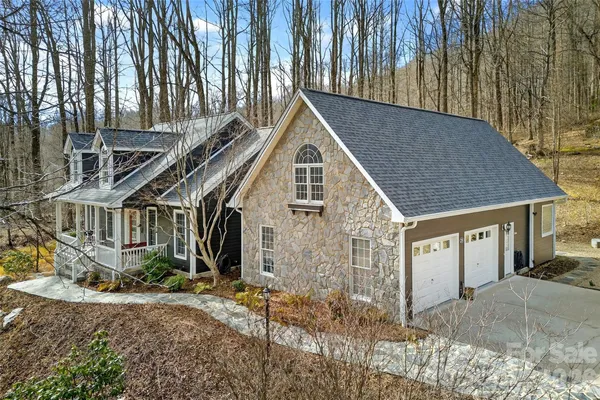 $639,900 | 219 Catawba Drive, Marion, NC 28752