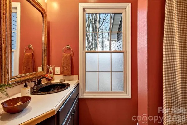 $639,900 | 219 Catawba Drive, Marion, NC 28752