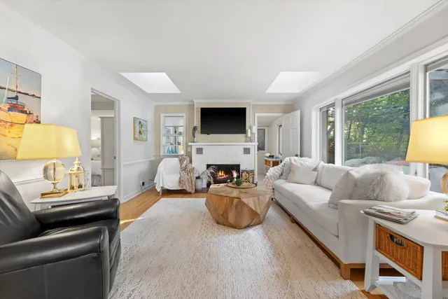 $1,199,000 | W329N6495 Forest Drive, Merton, WI 53058