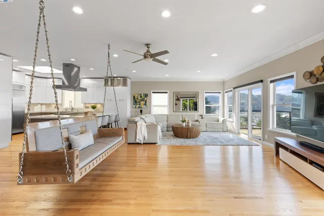 $4,500,000 | 674 Corona Drive, Pacifica, CA 94044