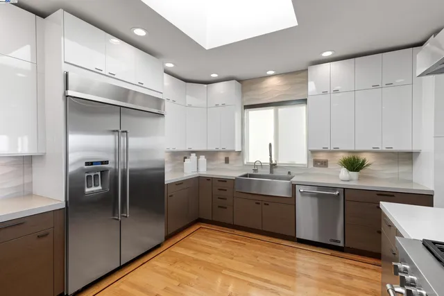 $4,500,000 | 674 Corona Drive, Pacifica, CA 94044