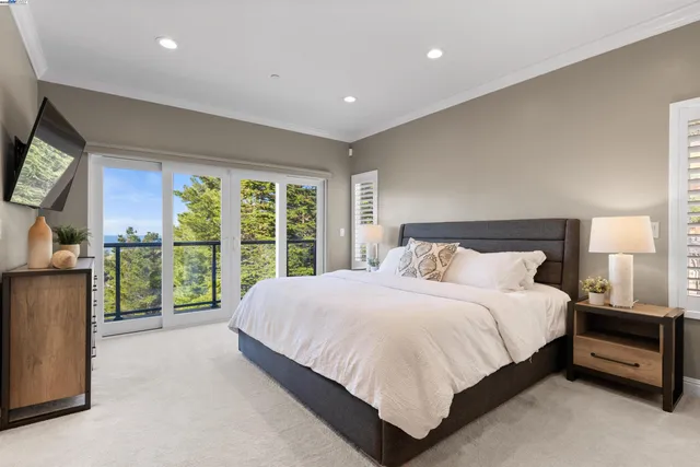 $4,500,000 | 674 Corona Drive, Pacifica, CA 94044