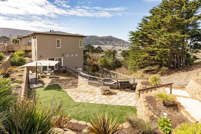 $4,500,000 | 674 Corona Drive, Pacifica, CA 94044