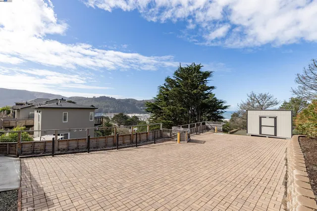 $4,500,000 | 674 Corona Drive, Pacifica, CA 94044