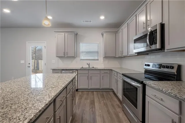 $2,325 | 300 Peachtree Road, Unit OAKMONT, Hoschton, GA 30548