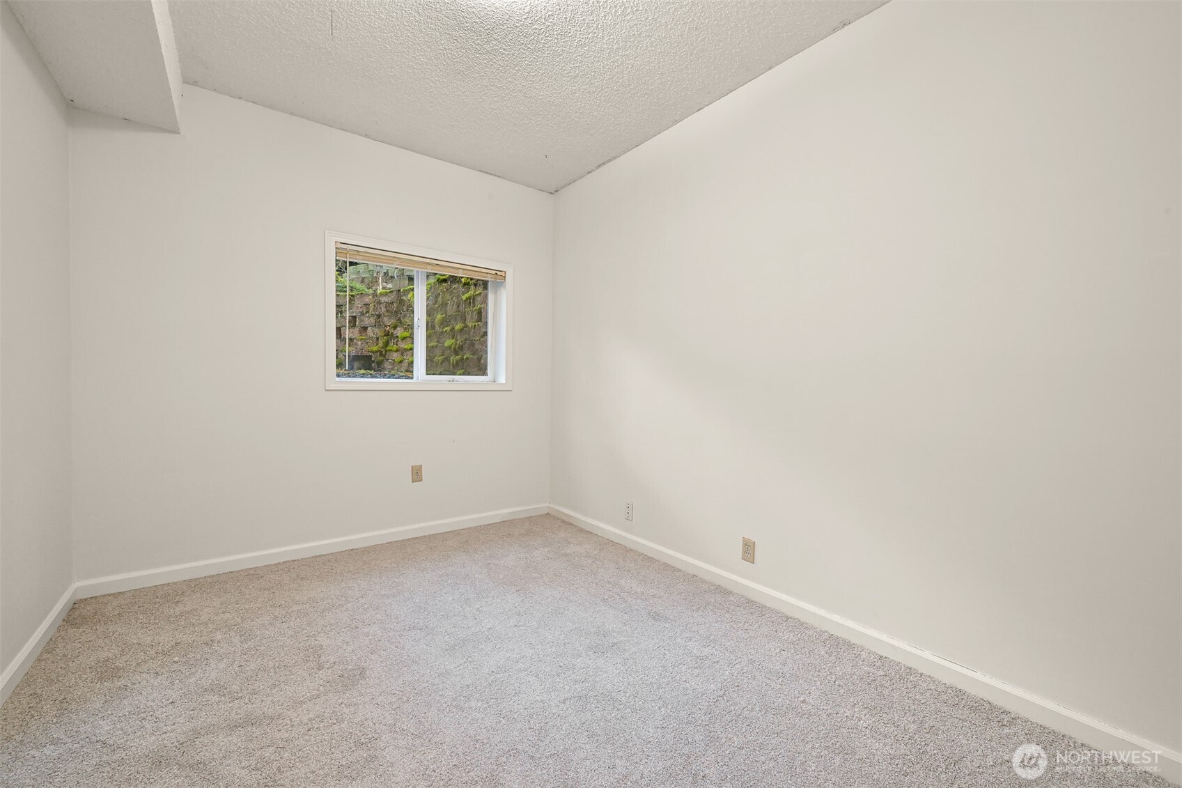 214 Bayside Road Bellingham, WA 98225 - Photo 33 of 40