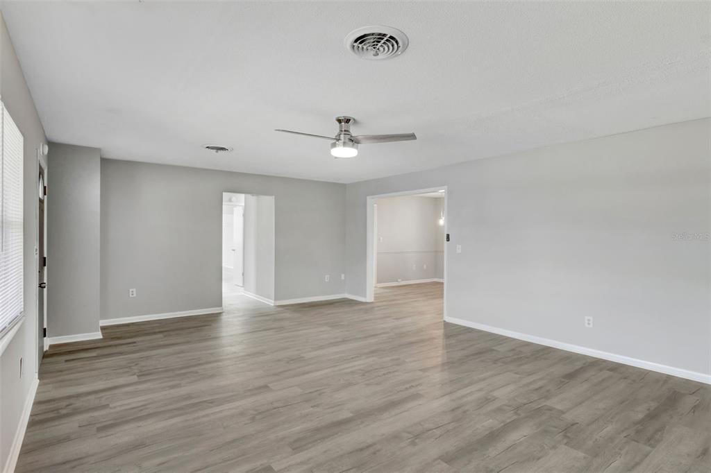 107 Spring Garden Road Sebring, FL 33870 - Photo 3 of 23 Gallery Image 3