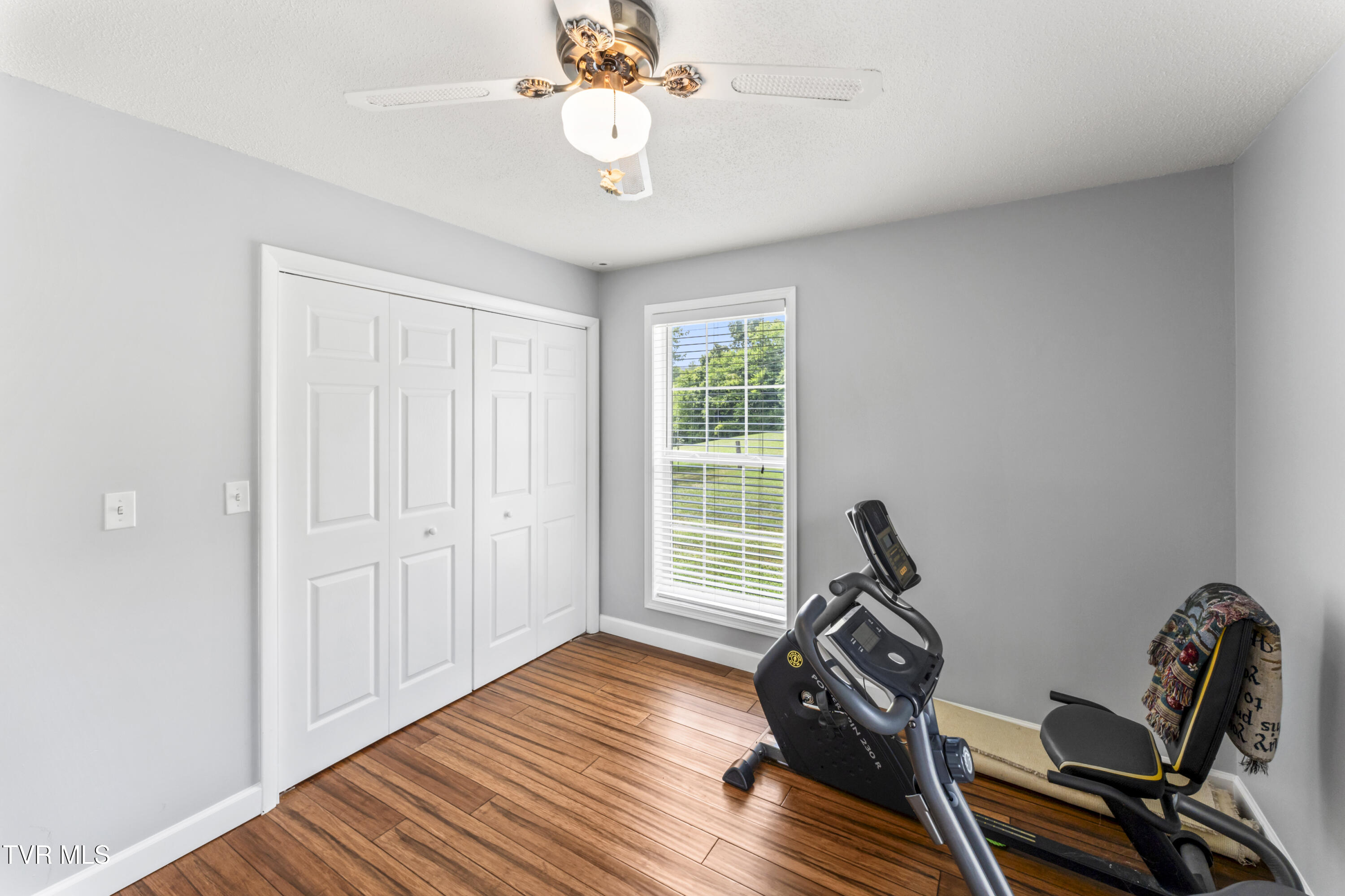 554 Briggs Road Dandridge, TN 37725 - Photo 23 of 43 photos_high_resolution_DSC00660