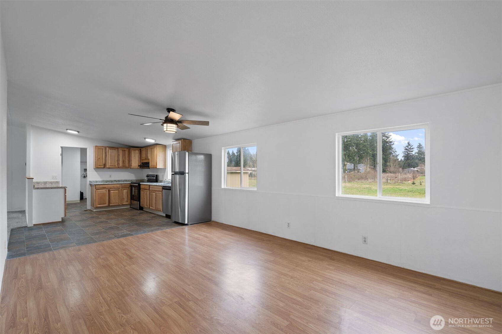 19112 Loganberry Street Southwest Rochester, WA 98579 - Photo 8 of 24 Gallery Image 8