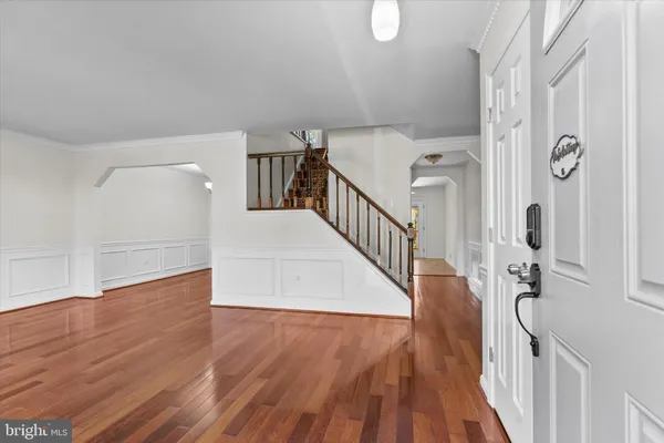 $2,900 | 7961 Yancey Drive, Falls Church, VA 22042