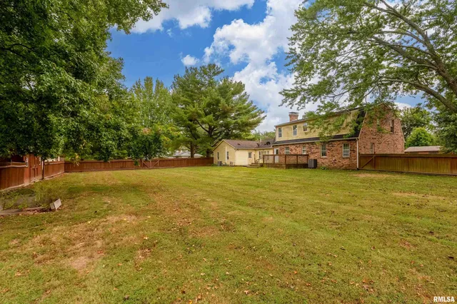 $269,900 | 3000 West Kent Drive, Carbondale, IL 62901