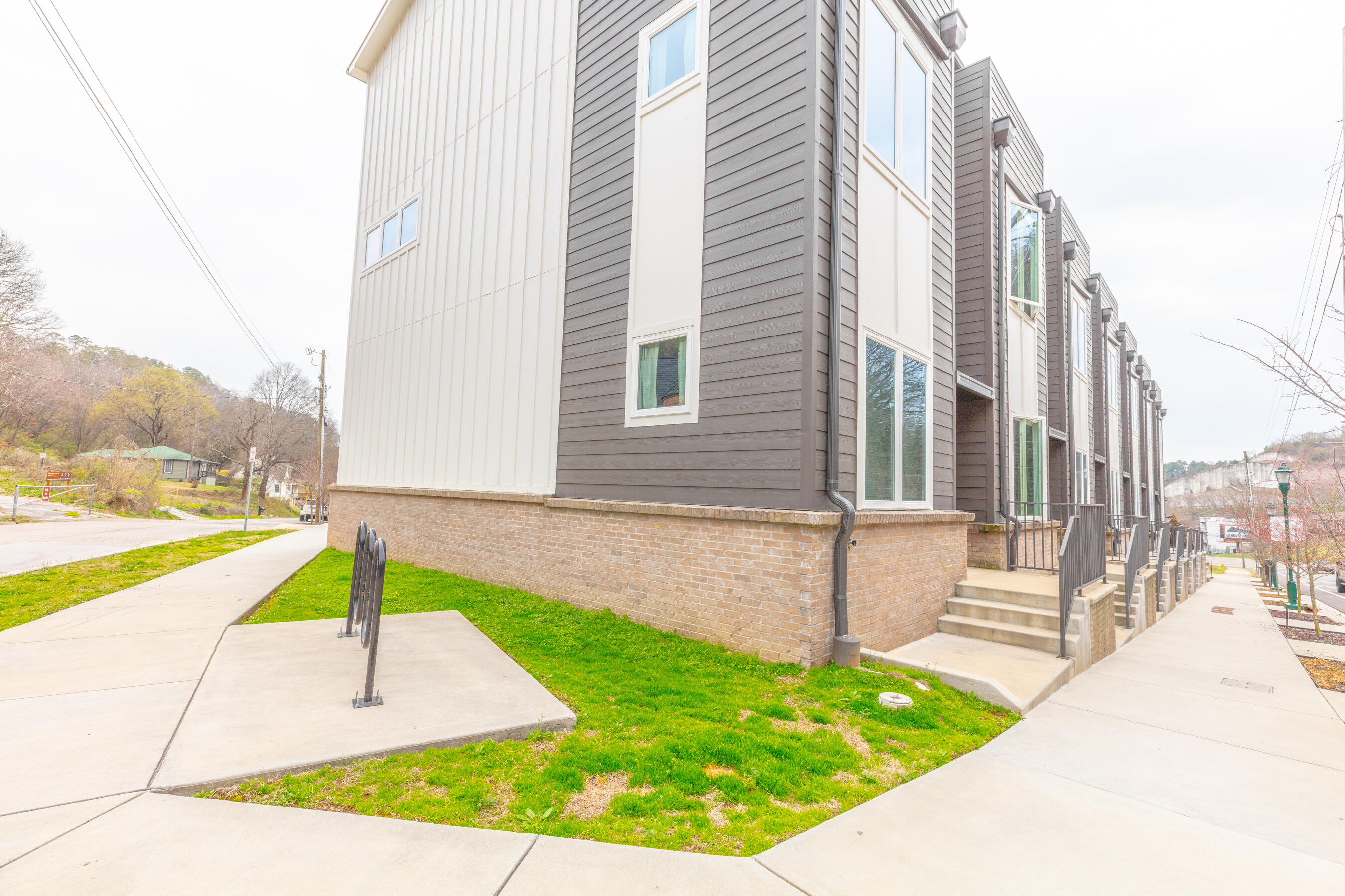 899 Cherokee Blvd., Unit 113 Chattanooga, TN 37405 - Photo 2 of 39 899 Cherokee Blvd Unit 113-15