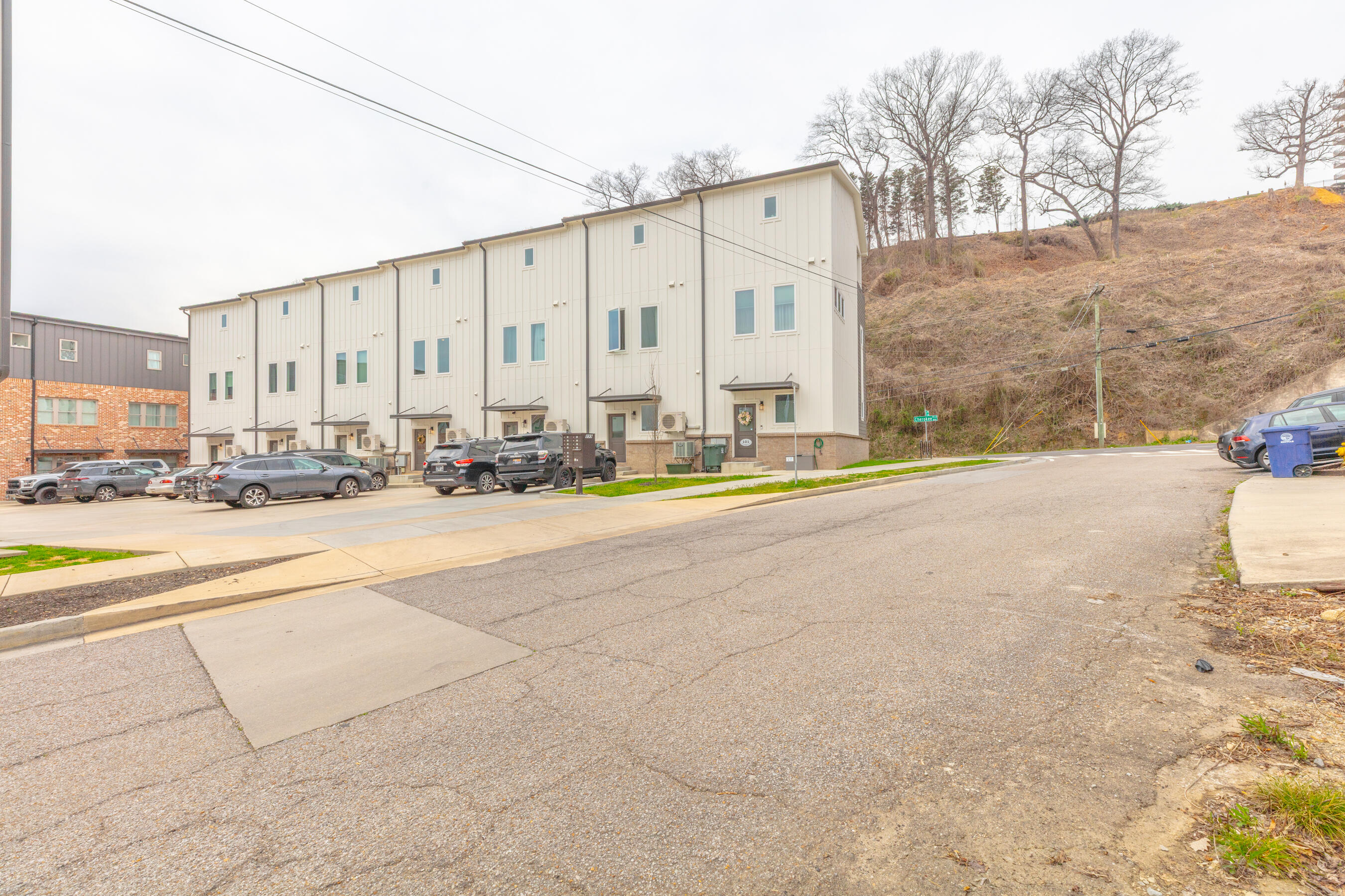 899 Cherokee Blvd., Unit 113 Chattanooga, TN 37405 - Photo 31 of 39 899 Cherokee Blvd Unit 113-17