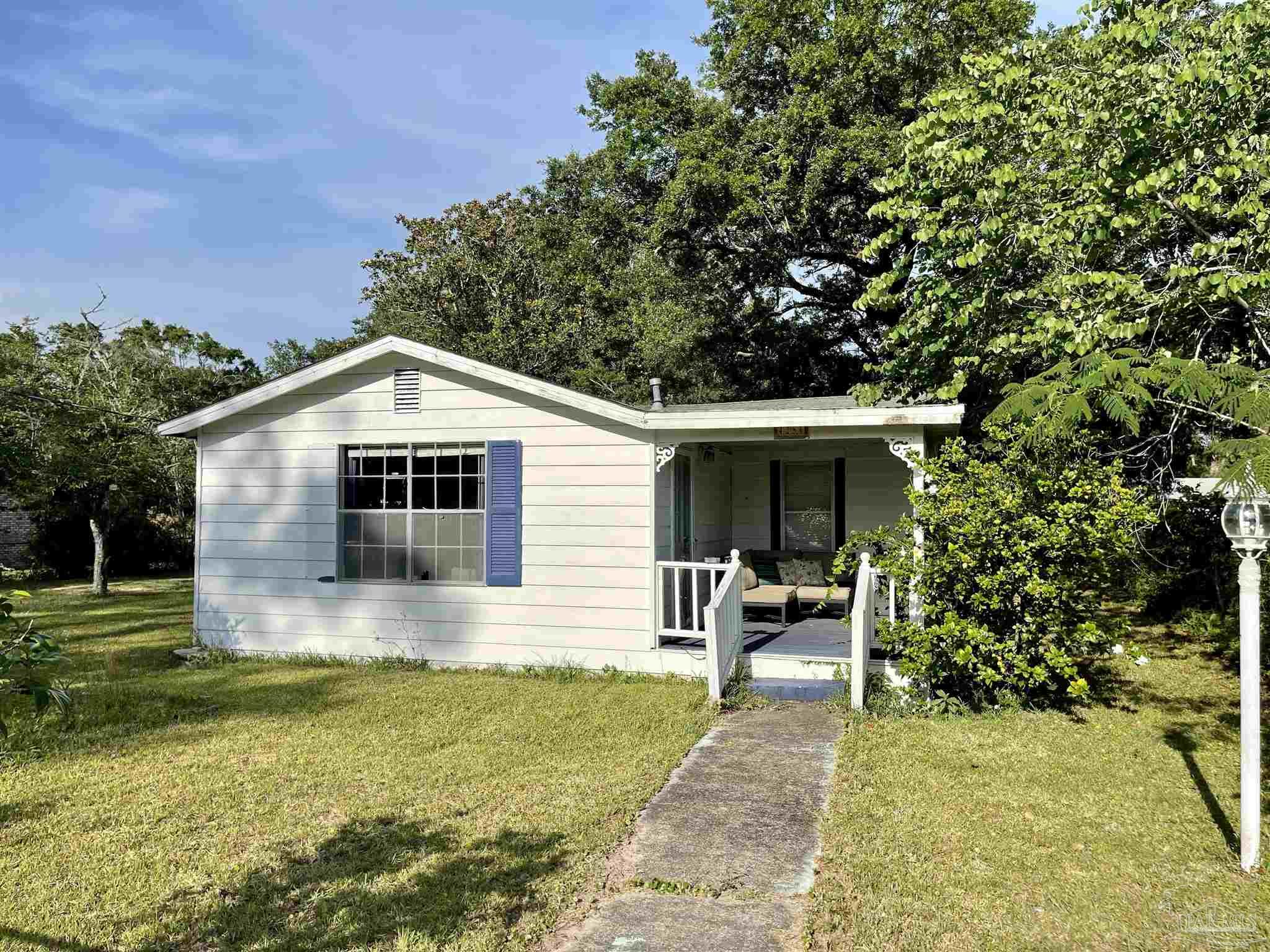 4256 Melton Road Milton, FL 32583 - Photo 2 of 25 Gallery Image 2