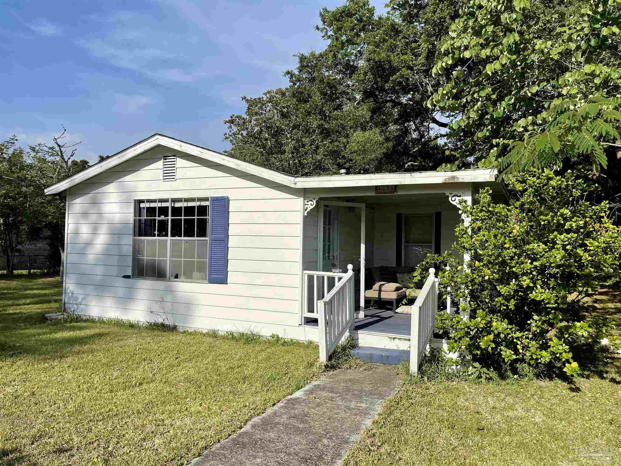 4256 Melton Road Milton, FL 32583 - Photo 4 of 25 Gallery Image 4